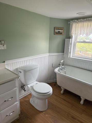 17 Pikes Hill Road Norway ME 04268