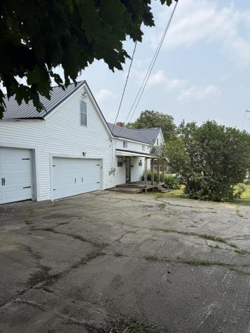 17 Pikes Hill Road Norway ME 04268