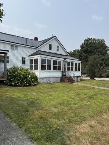 17 Pikes Hill Road Norway ME 04268