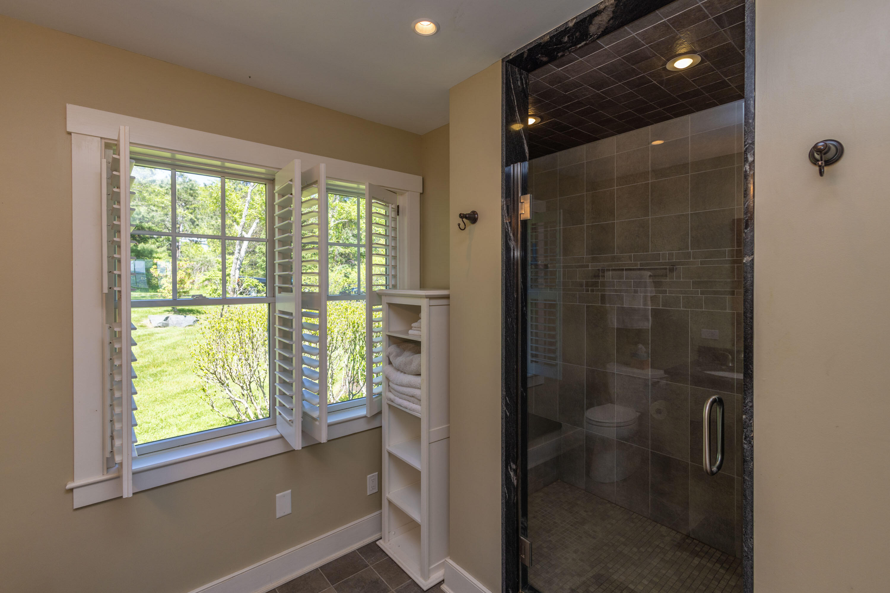 321 Beech Hill Road Northport ME 04849