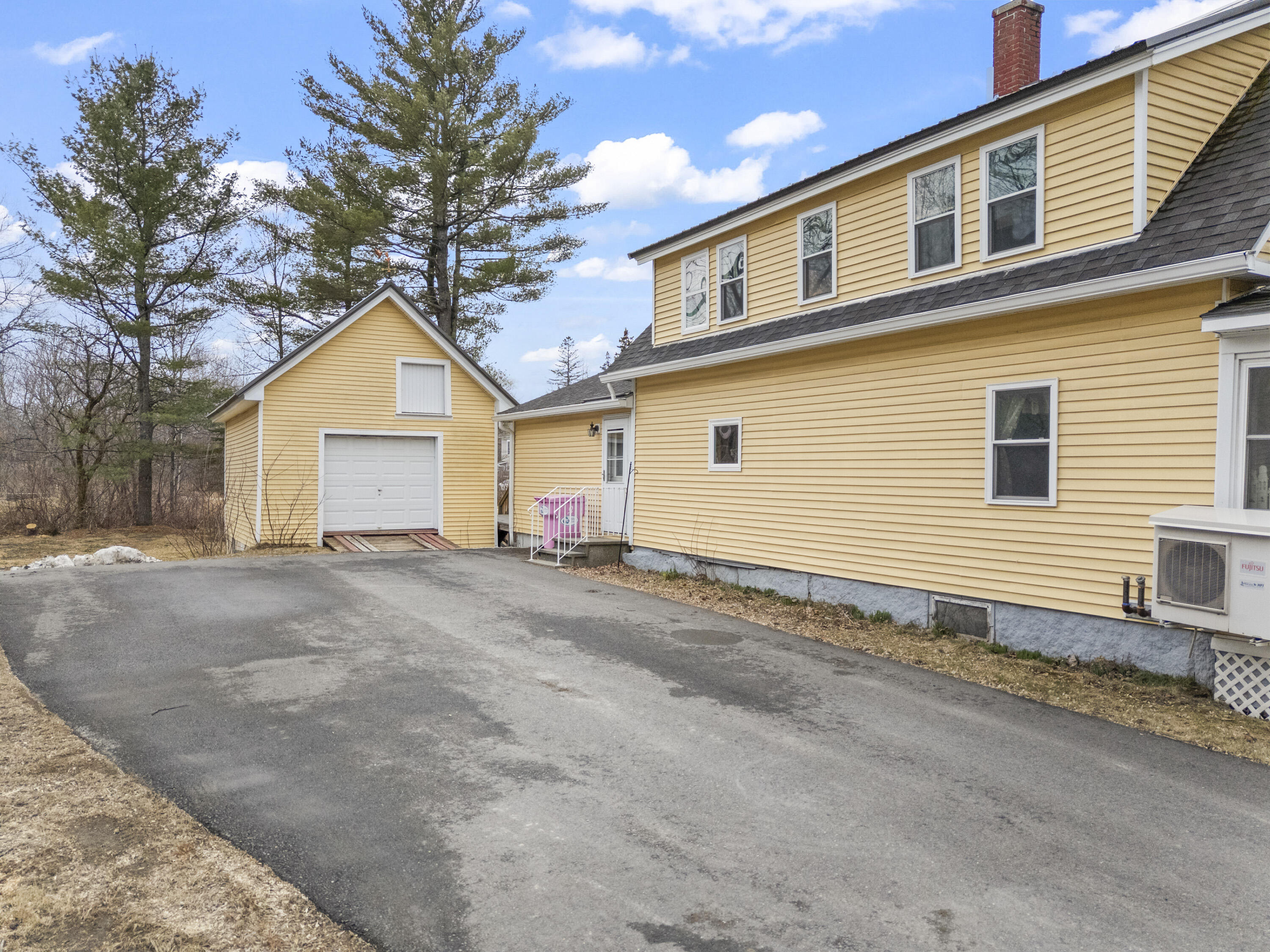 226 Somerset Avenue Pittsfield ME 04967