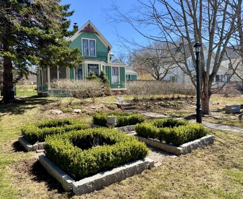 14 Water Street Vinalhaven ME 04863