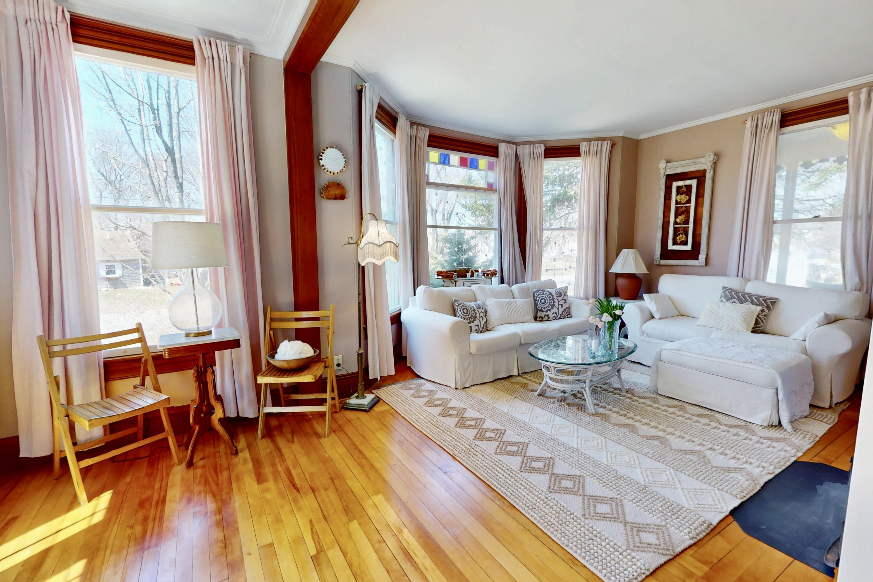 14 Water Street Vinalhaven ME 04863