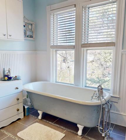 14 Water Street Vinalhaven ME 04863