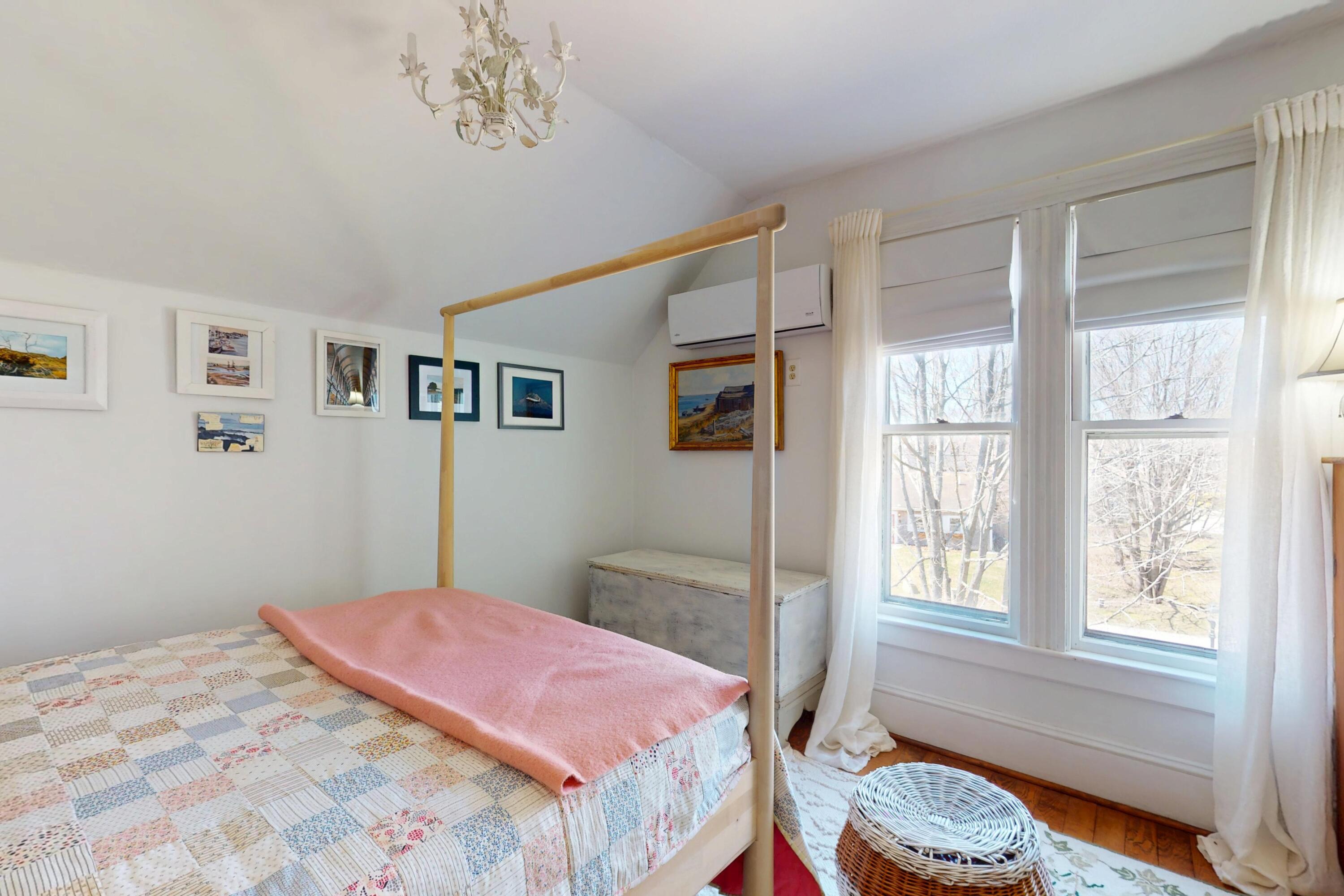 14 Water Street Vinalhaven ME 04863