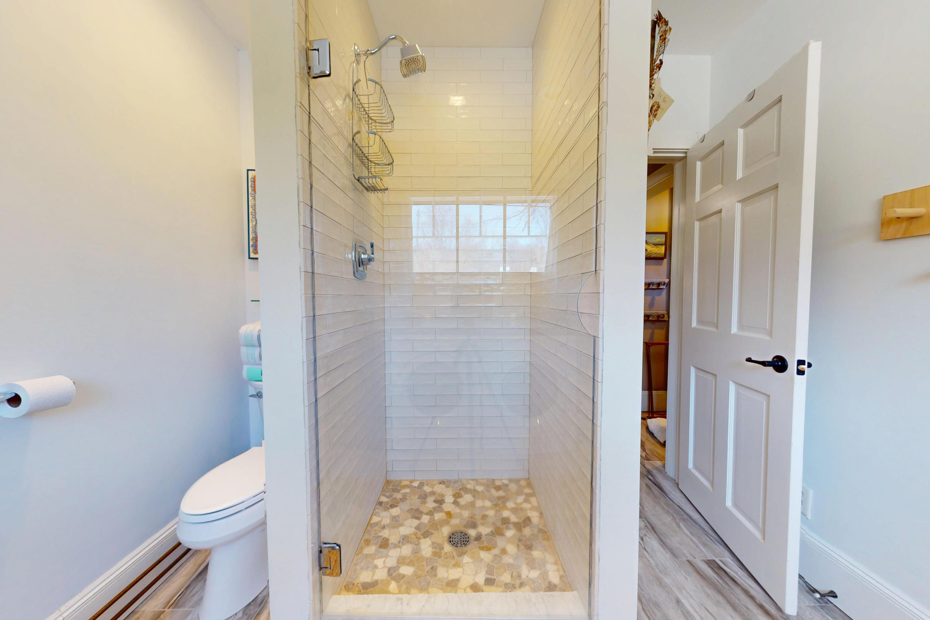 14 Water Street Vinalhaven ME 04863