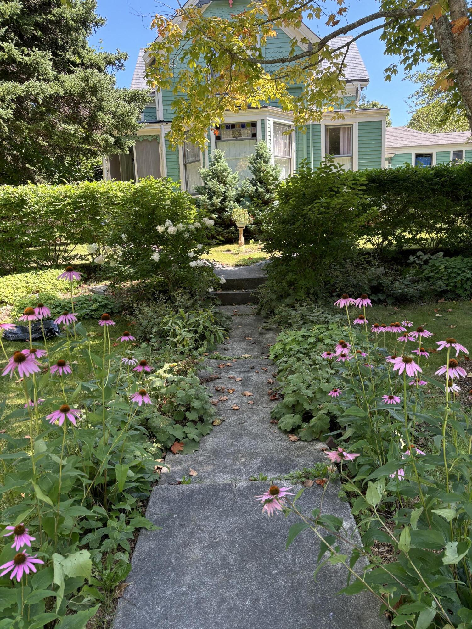 14 Water Street Vinalhaven ME 04863