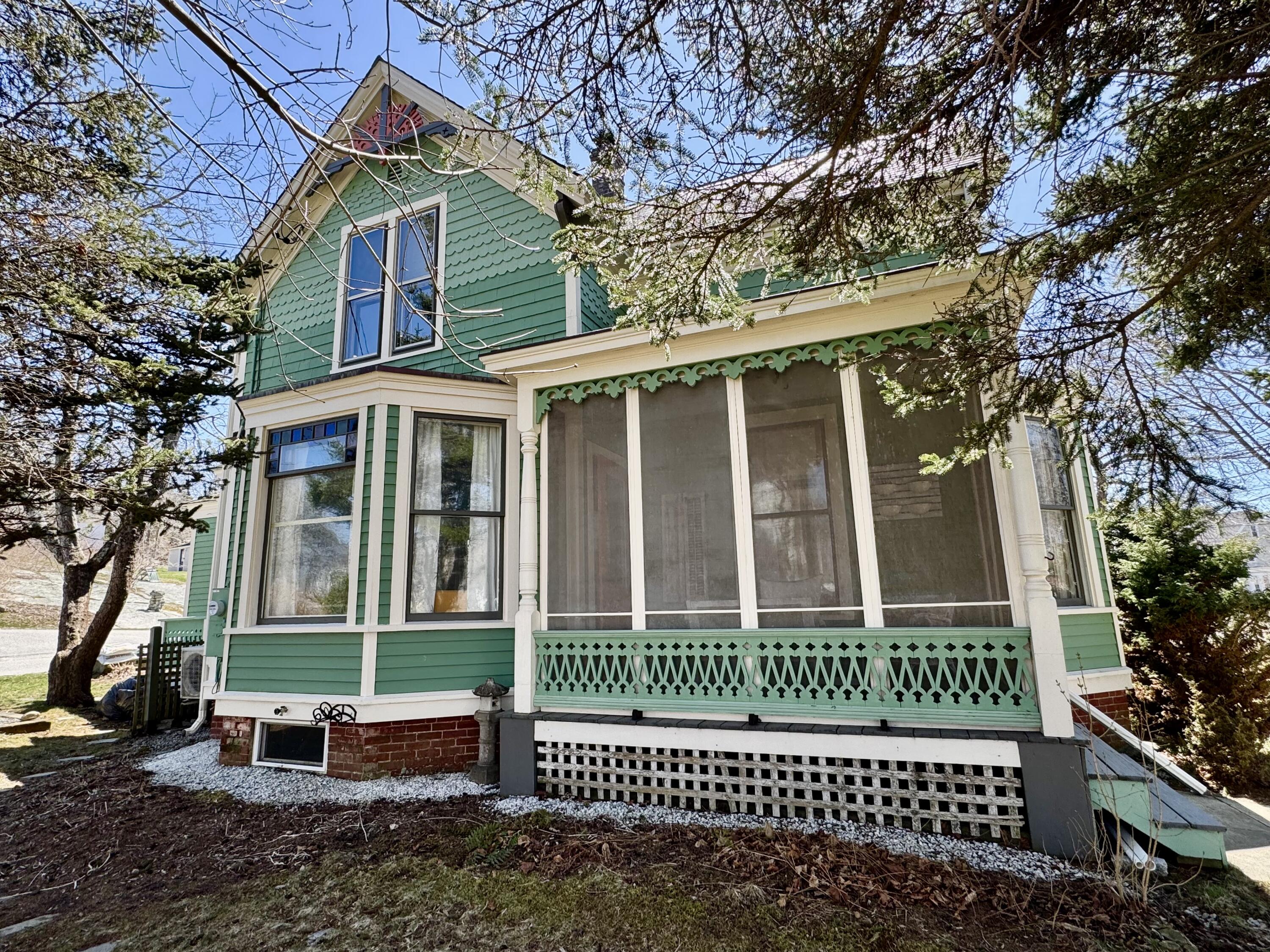 14 Water Street Vinalhaven ME 04863