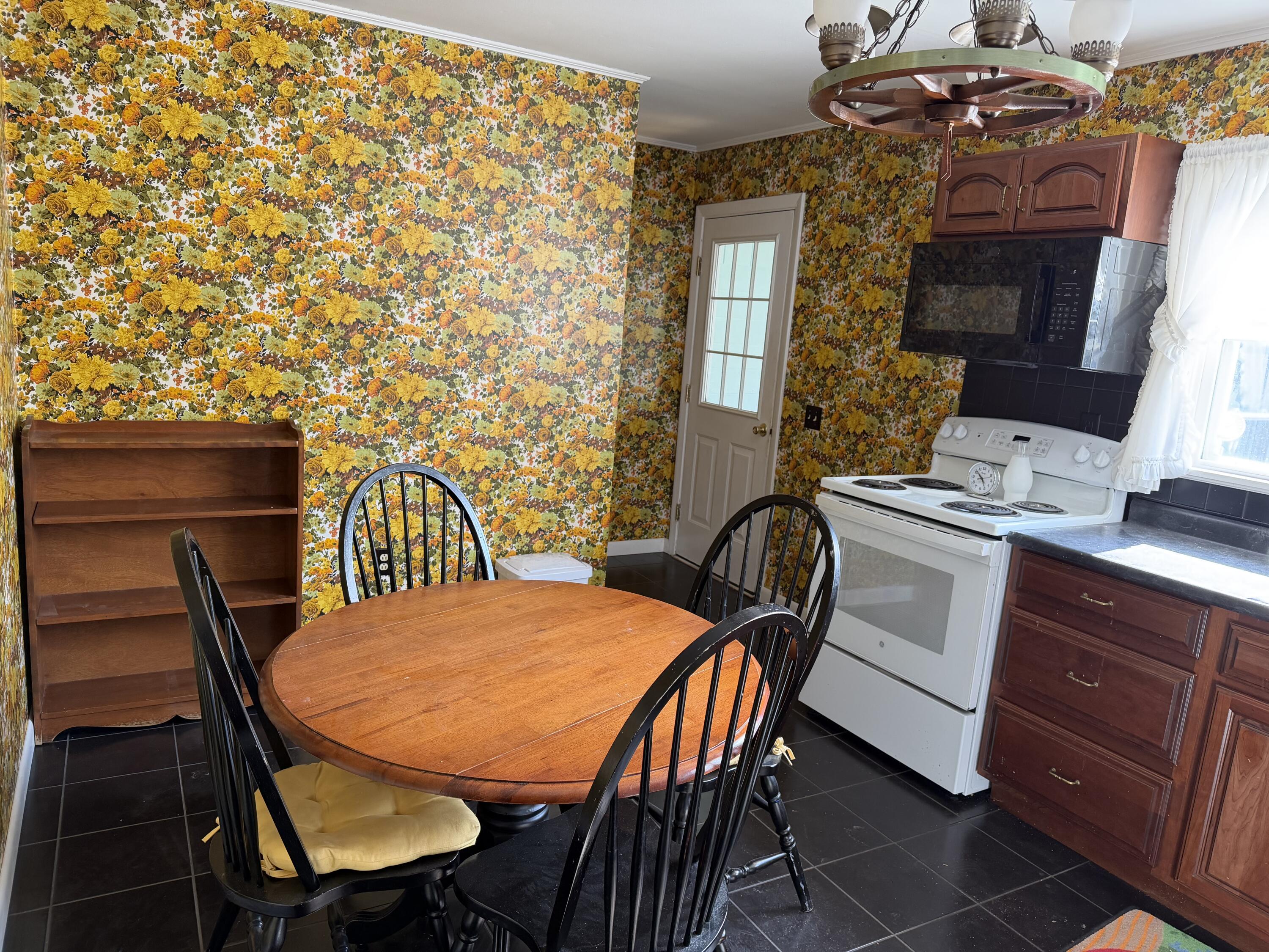 26 Broadway Machias ME 04654