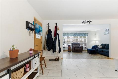 29 Mcarthur Avenue Lewiston ME 04240