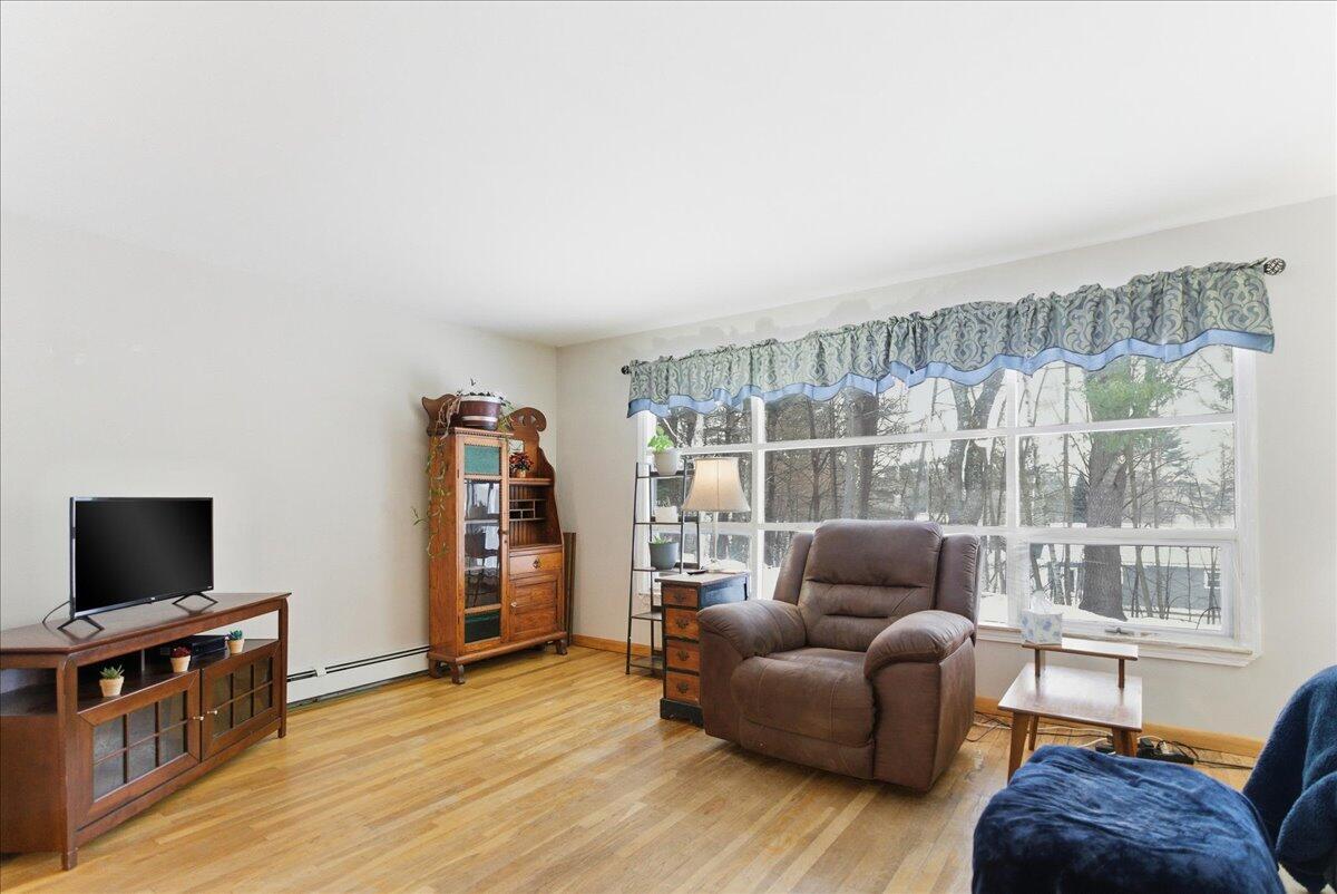 29 Mcarthur Avenue Lewiston ME 04240