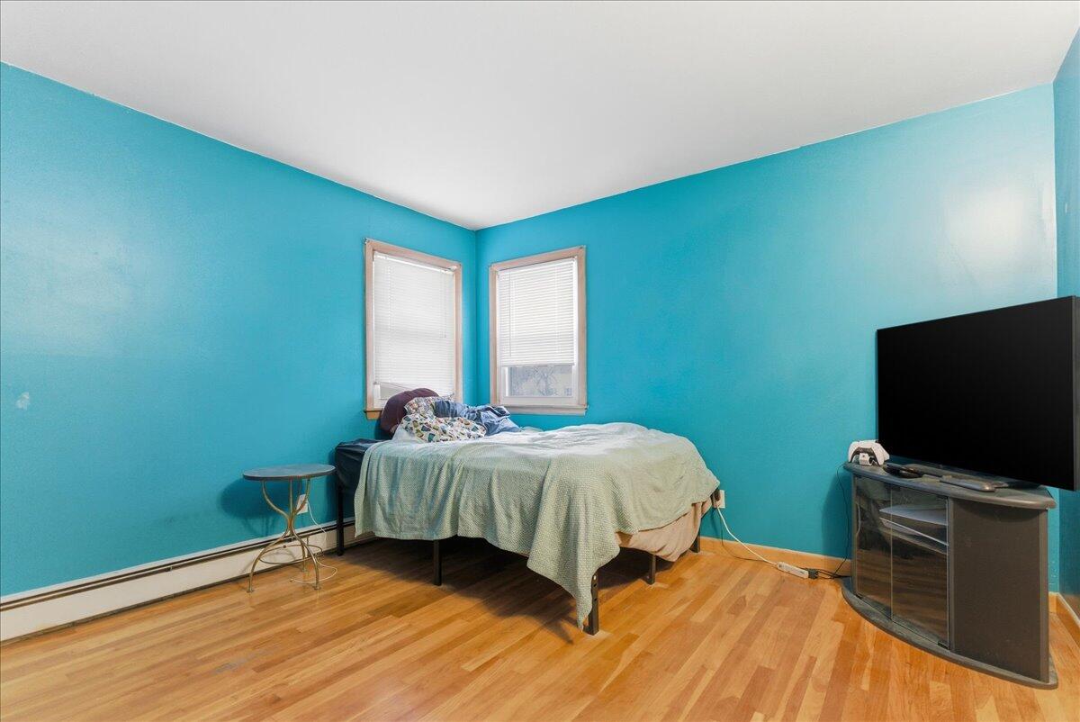 29 Mcarthur Avenue Lewiston ME 04240