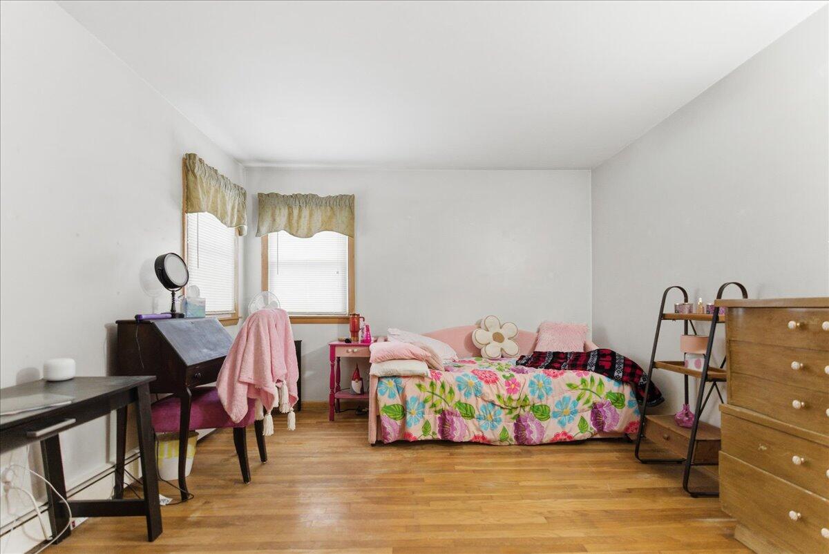 29 Mcarthur Avenue Lewiston ME 04240