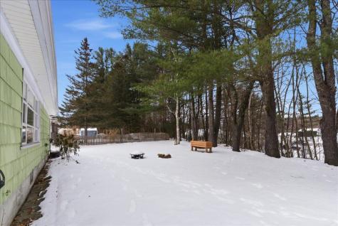 29 Mcarthur Avenue Lewiston ME 04240