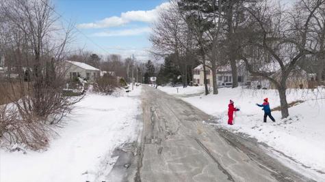 29 Mcarthur Avenue Lewiston ME 04240