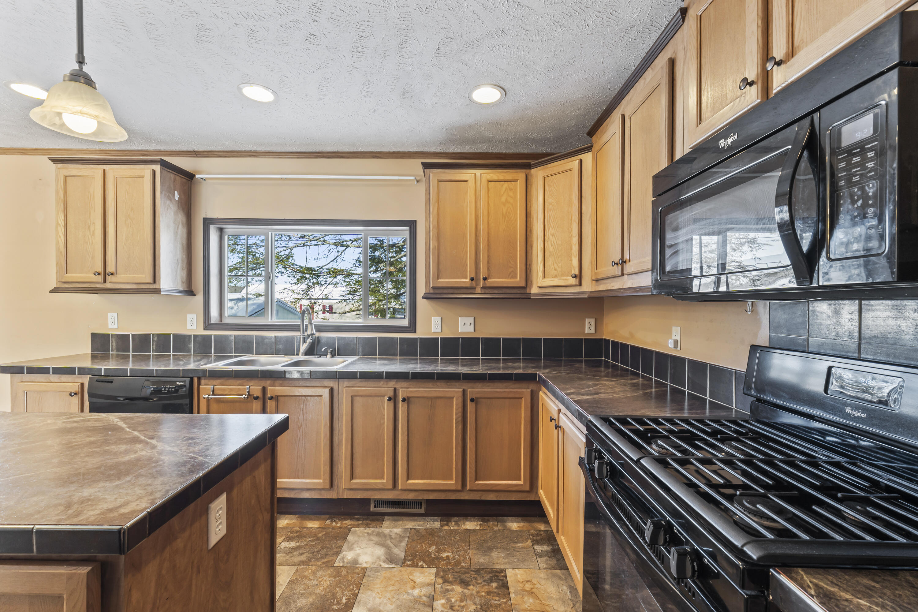 3 Haskell Circle Topsham ME 04086