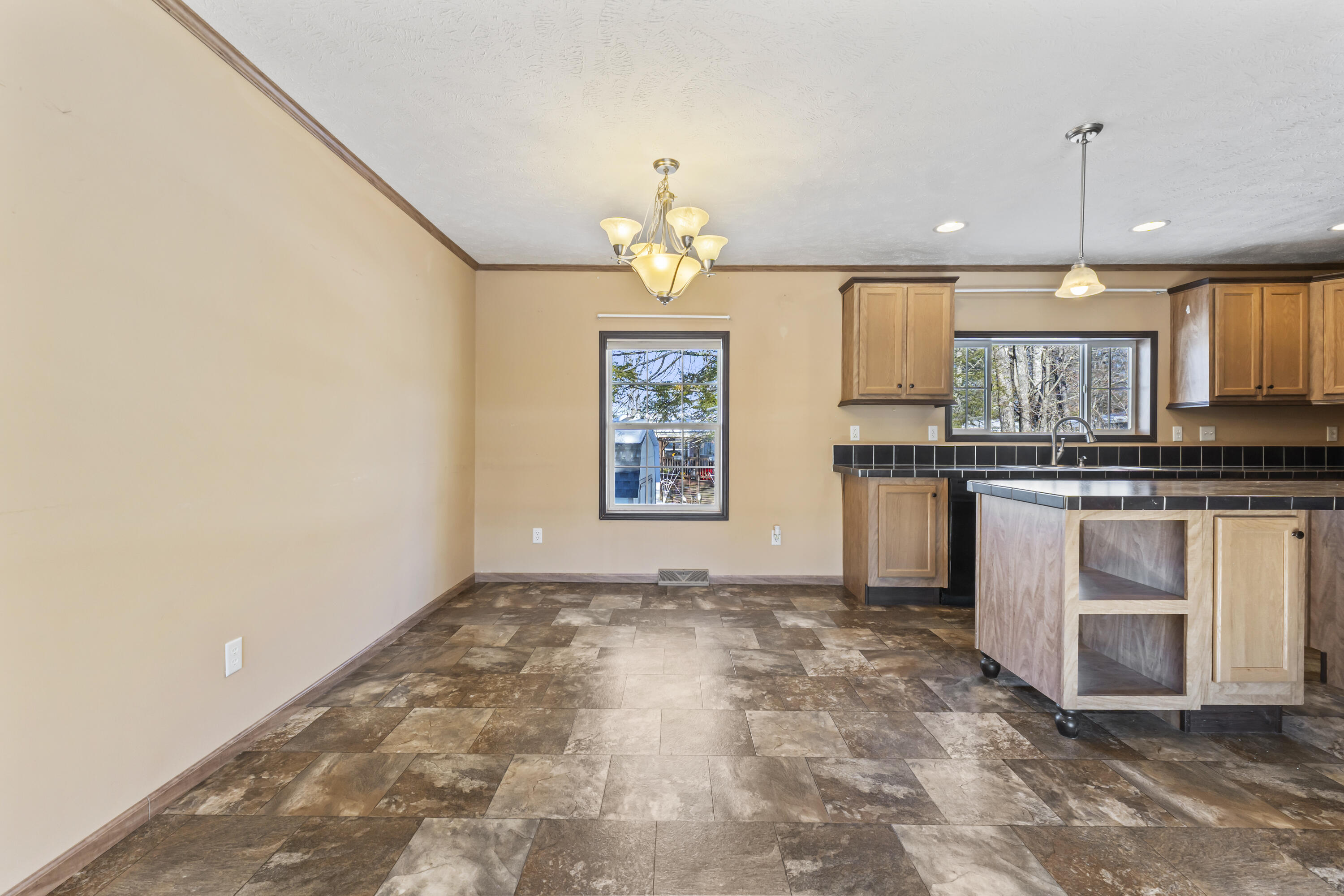 3 Haskell Circle Topsham ME 04086