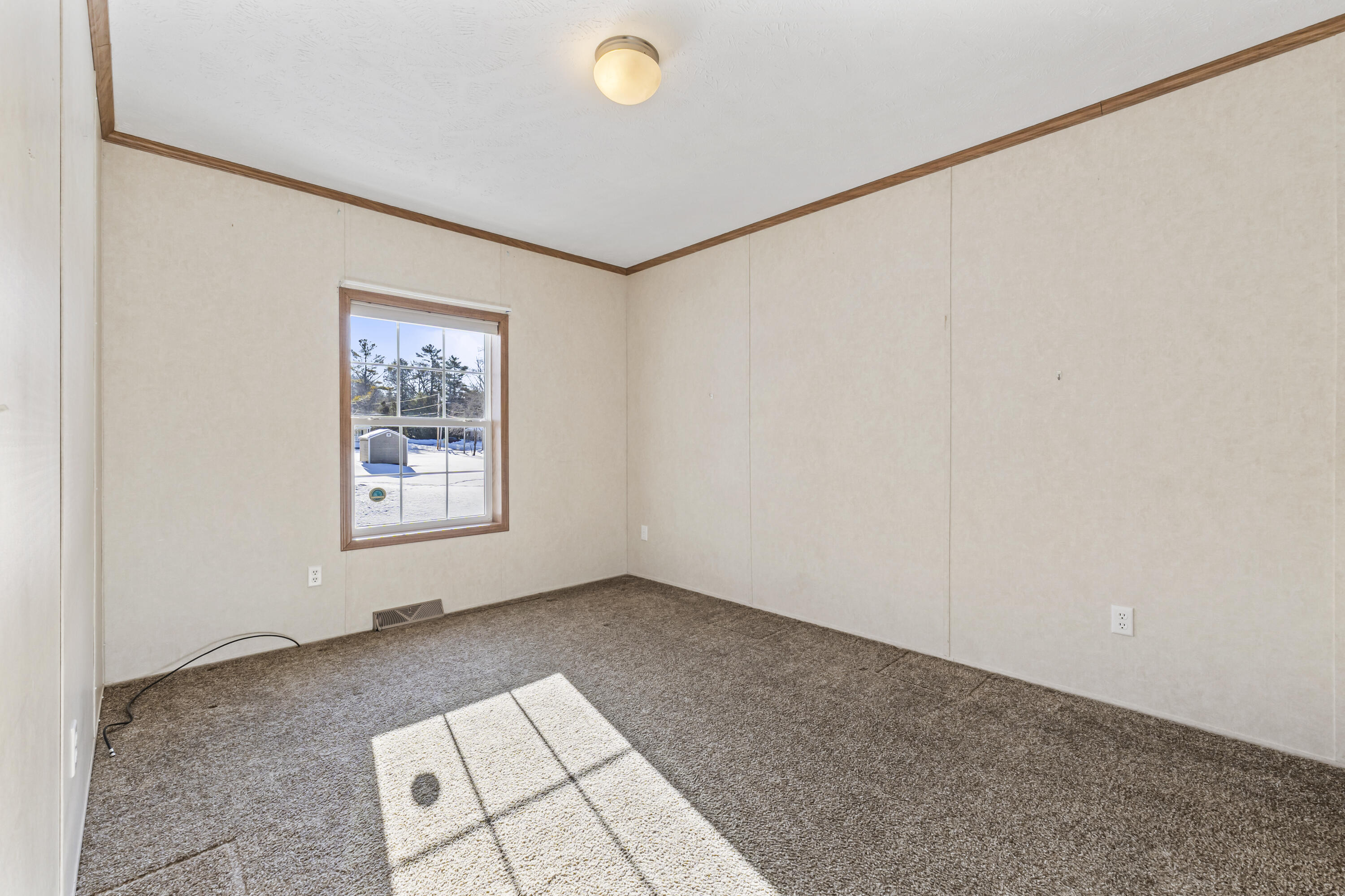 3 Haskell Circle Topsham ME 04086