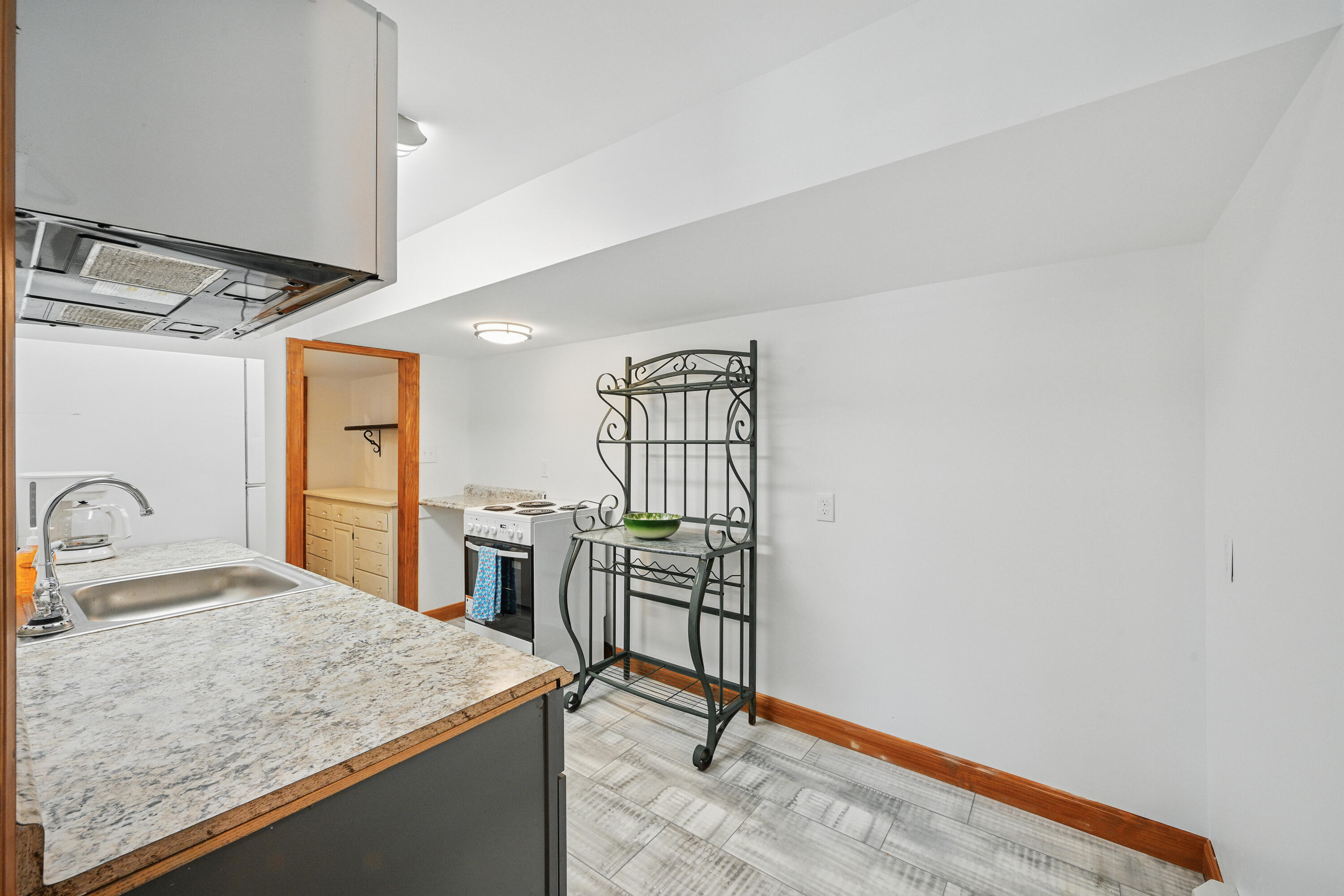 39 Hilltop Drive Wiscasset ME 04578