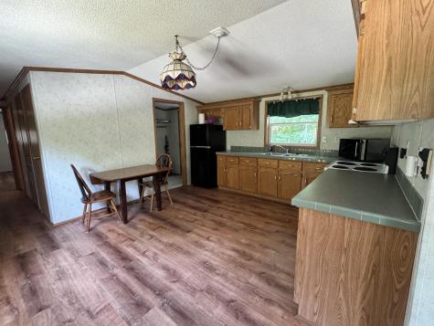 6 Sycamore Drive Norway ME 04268
