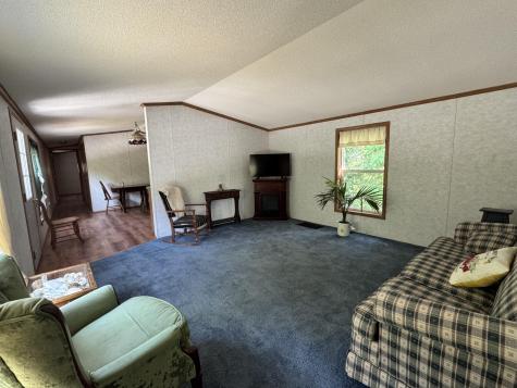 6 Sycamore Drive Norway ME 04268