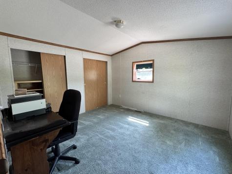 6 Sycamore Drive Norway ME 04268