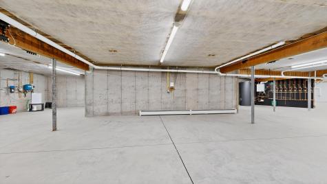 52 Green Acres Drive Buxton ME 04093