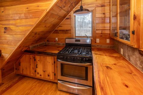 318 Hatchet Mountain Road Hope ME 04847