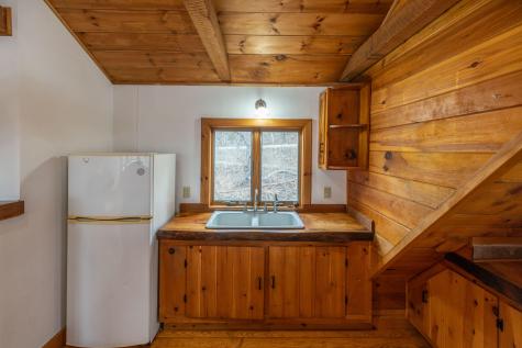 318 Hatchet Mountain Road Hope ME 04847