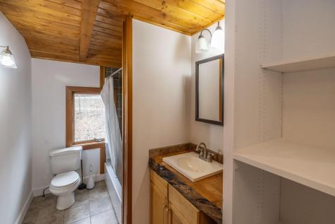 318 Hatchet Mountain Road Hope ME 04847