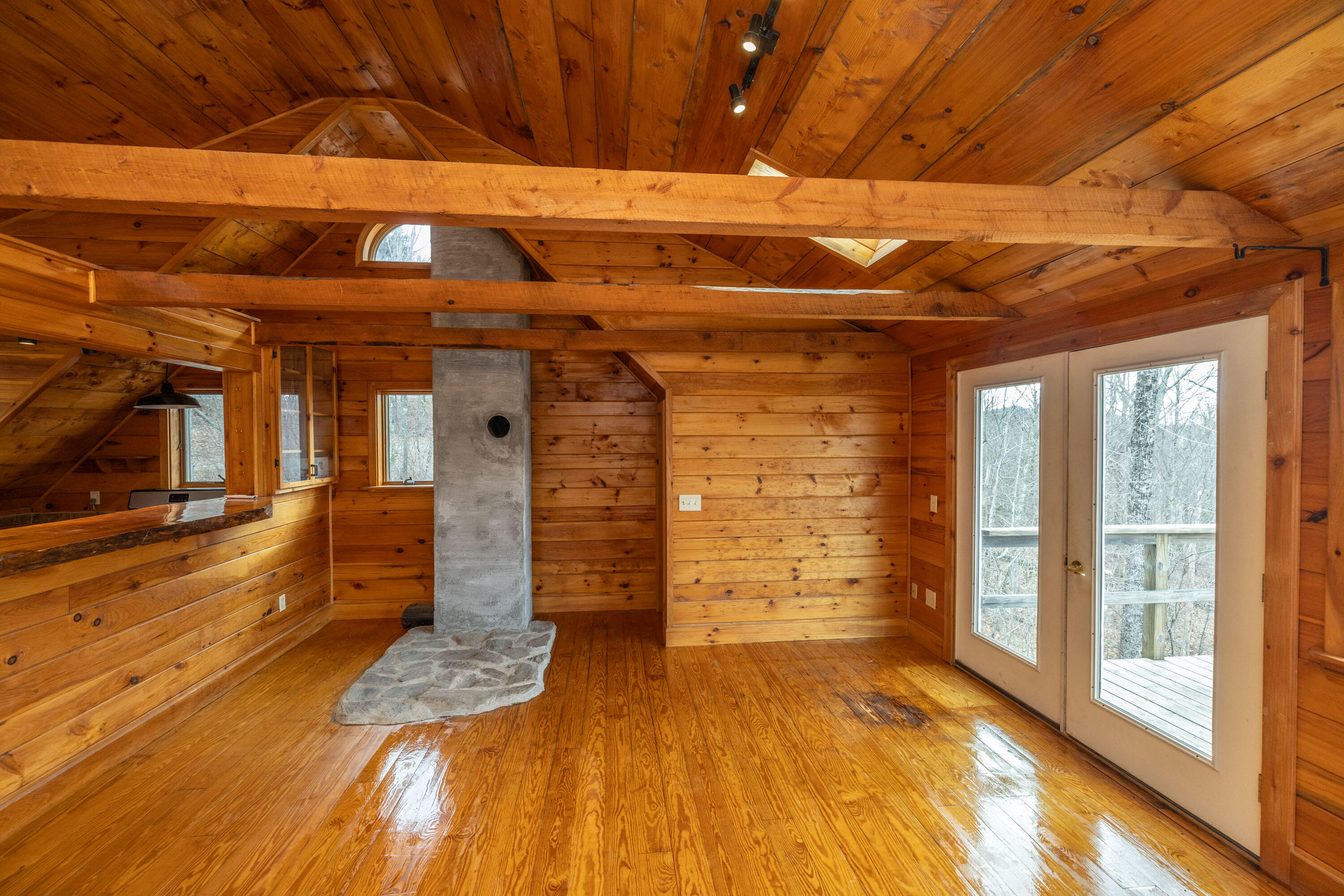 318 Hatchet Mountain Road Hope ME 04847