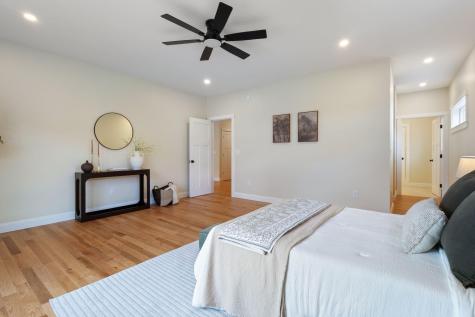 19 Forest Glen Lane Topsham ME 04086