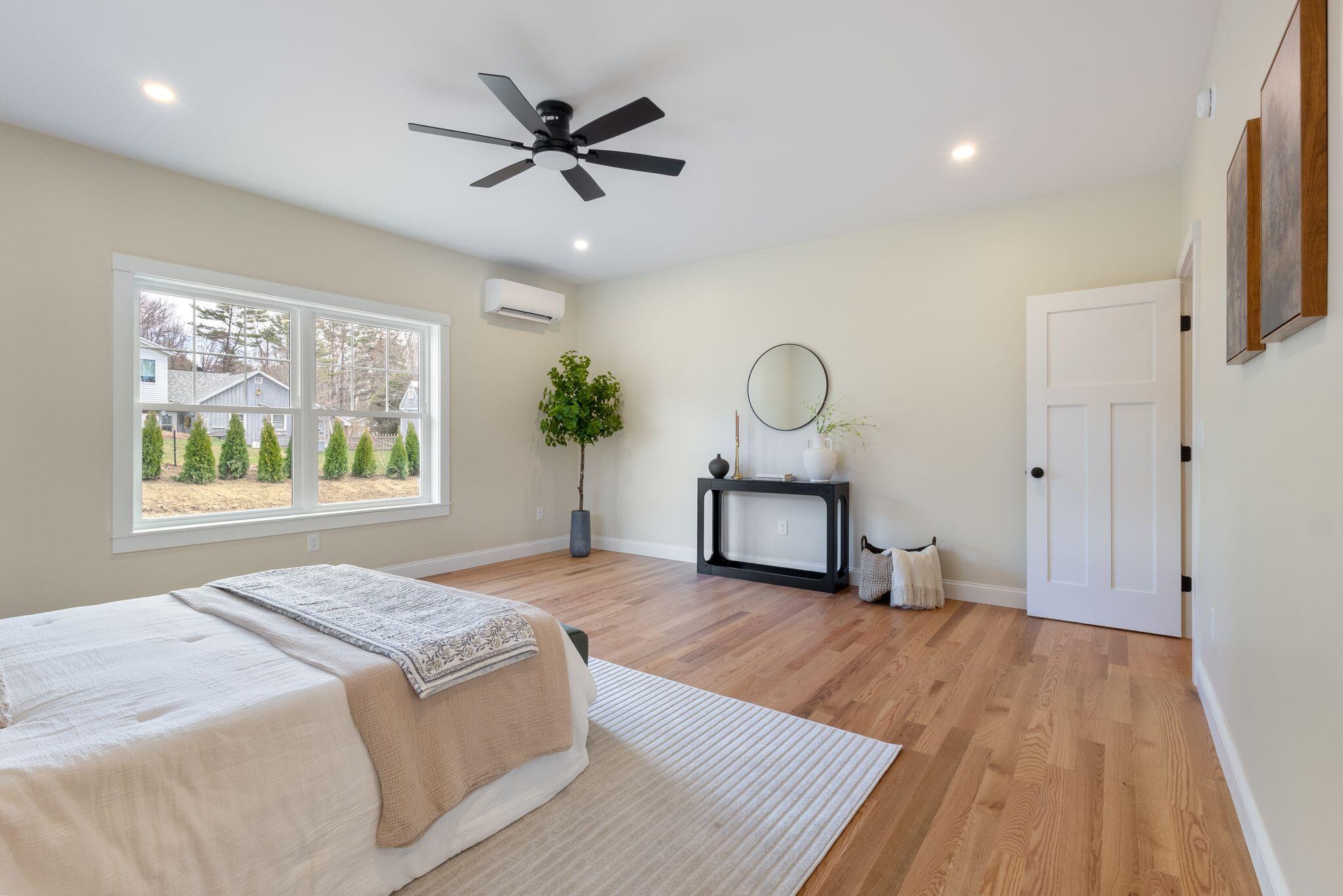 19 Forest Glen Lane Topsham ME 04086