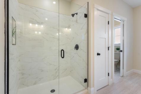 19 Forest Glen Lane Topsham ME 04086