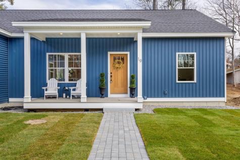 19 Forest Glen Lane Topsham ME 04086