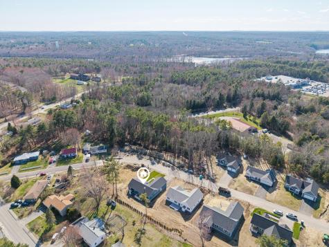 19 Forest Glen Lane Topsham ME 04086