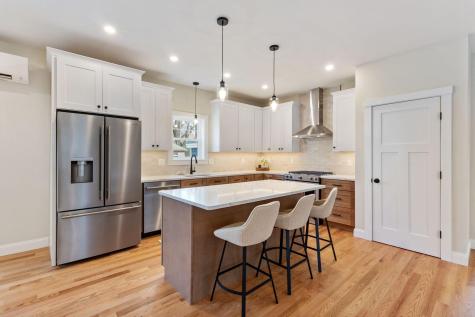 19 Forest Glen Lane Topsham ME 04086