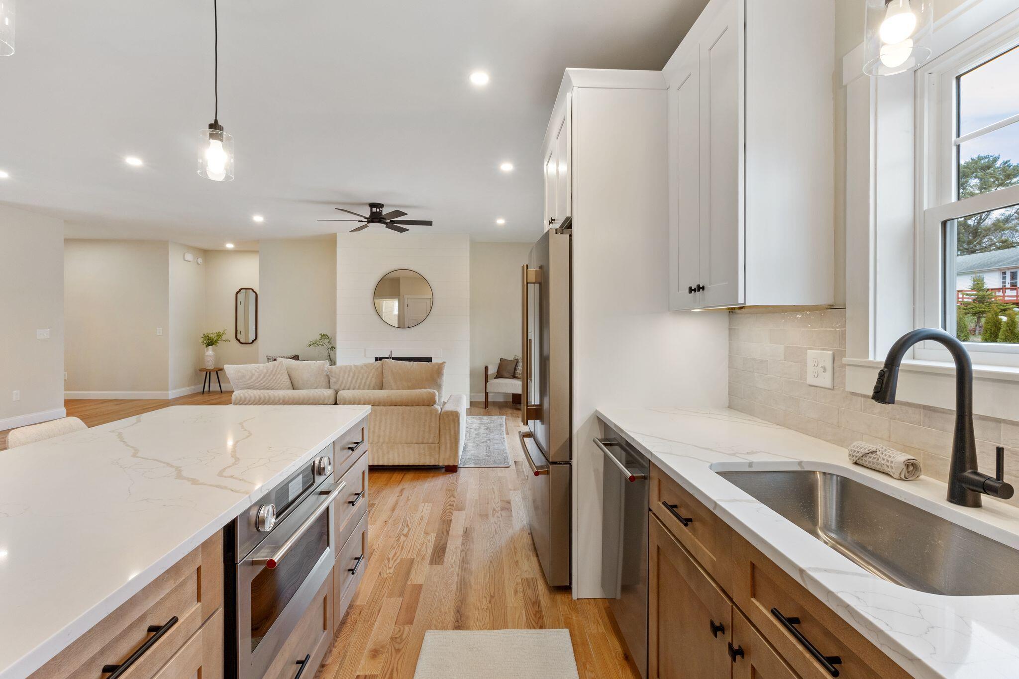 19 Forest Glen Lane Topsham ME 04086