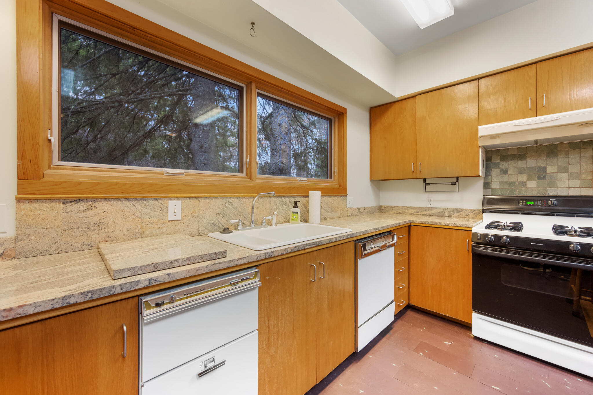 21 Acorn Hill Road Holden ME 04429