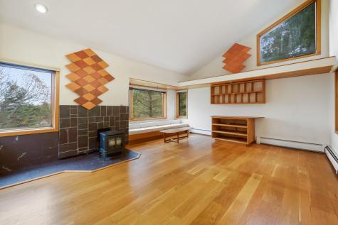 21 Acorn Hill Road Holden ME 04429