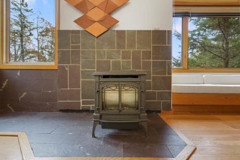 21 Acorn Hill Road Holden ME 04429