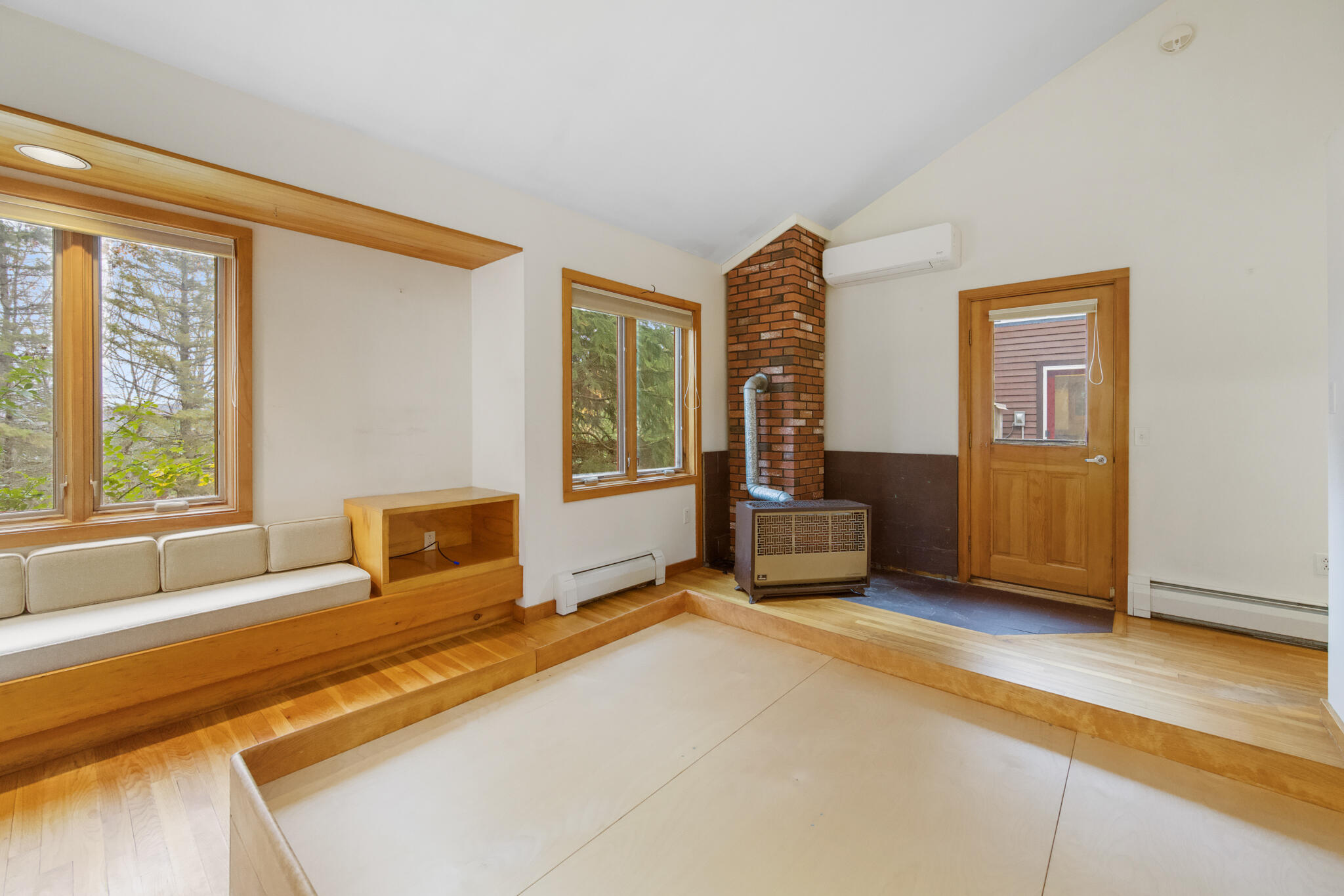 21 Acorn Hill Road Holden ME 04429