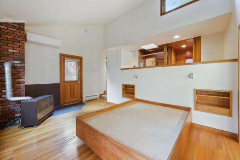 21 Acorn Hill Road Holden ME 04429