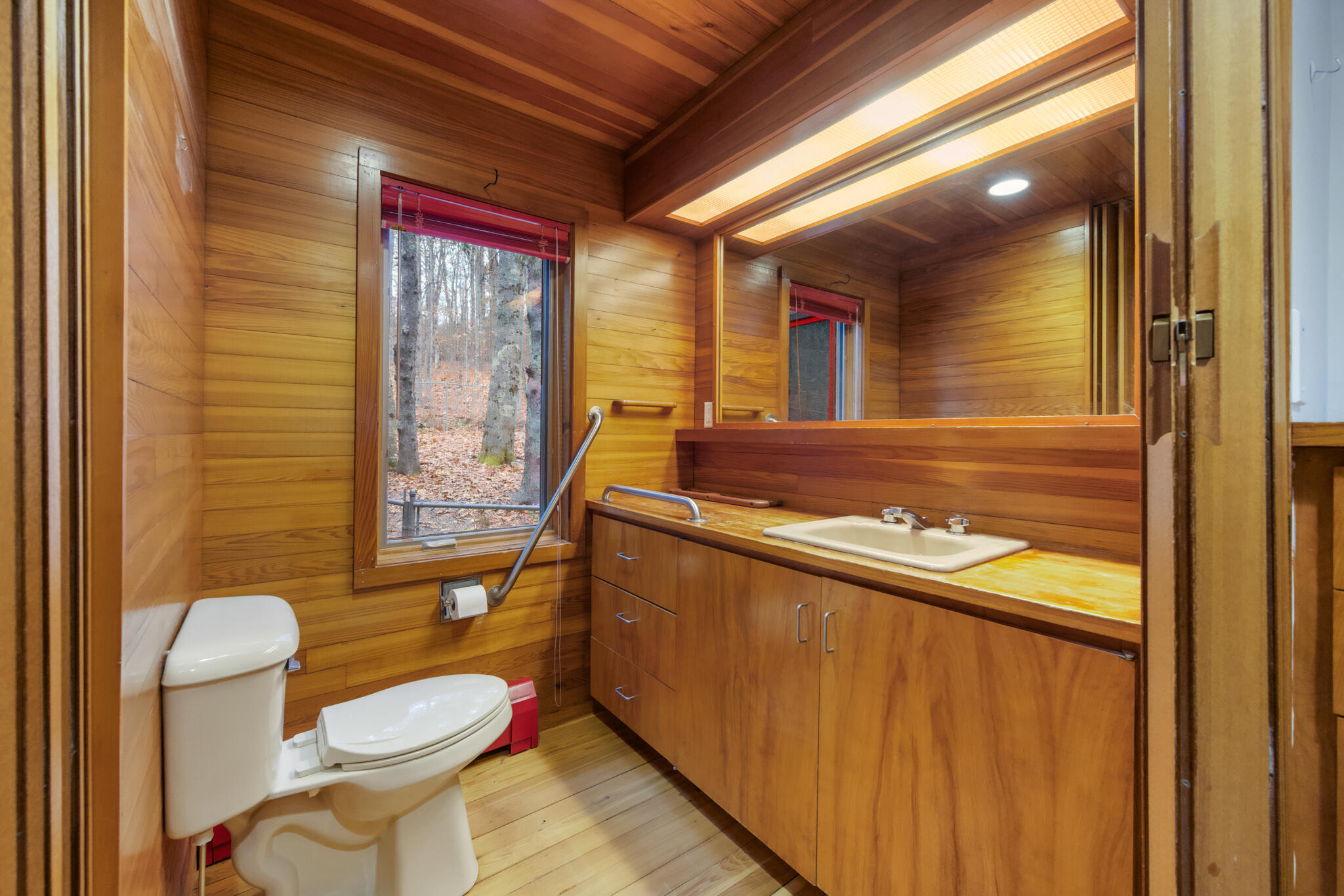 21 Acorn Hill Road Holden ME 04429