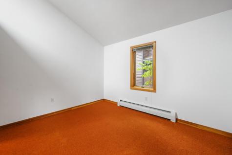 21 Acorn Hill Road Holden ME 04429