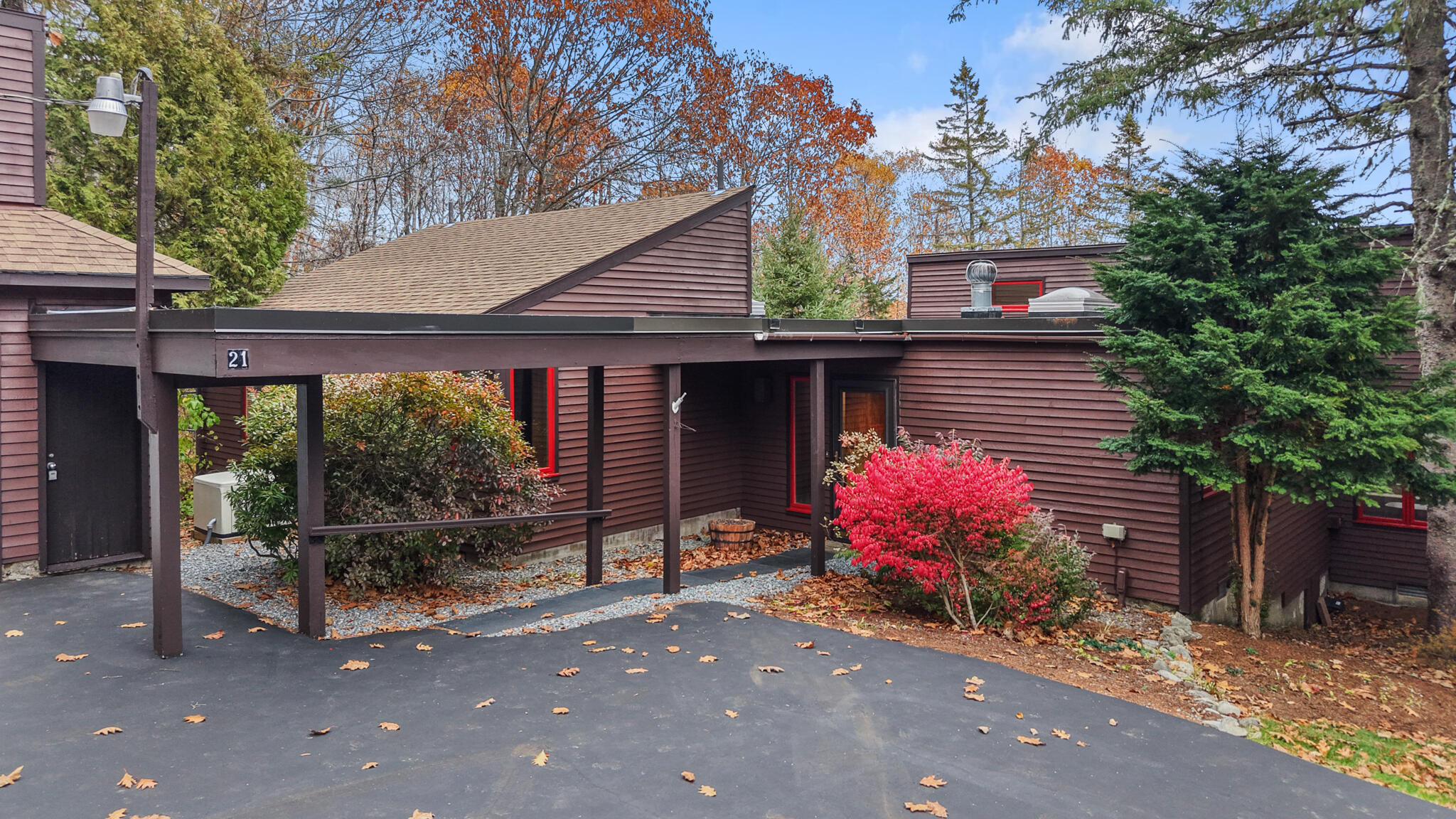 21 Acorn Hill Road Holden ME 04429