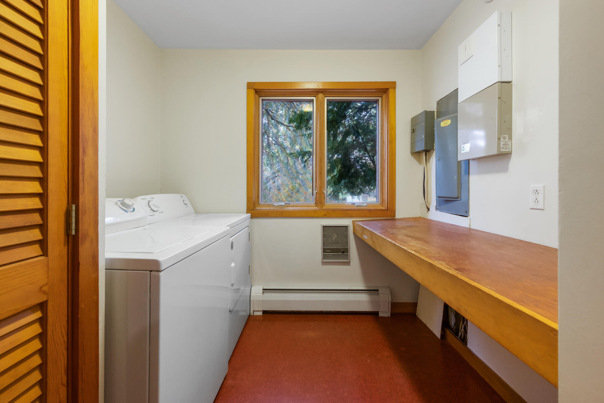 21 Acorn Hill Road Holden ME 04429