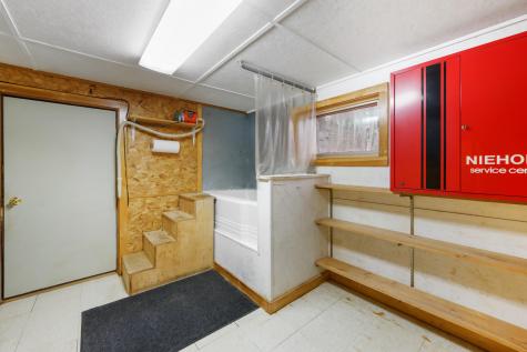 21 Acorn Hill Road Holden ME 04429