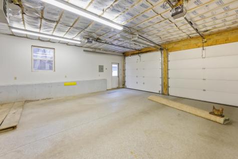 21 Acorn Hill Road Holden ME 04429