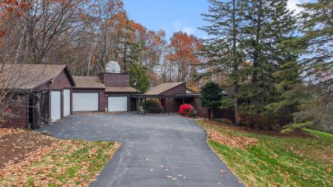 21 Acorn Hill Road Holden ME 04429